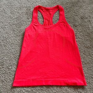 Lululemon tank top